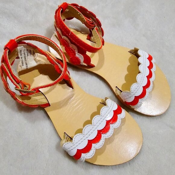 Janie & Jack Scalloped Sandals ✦ Red & White Faux Leather Summer ✦ Girls Sz 10 - Picture 2 of 11